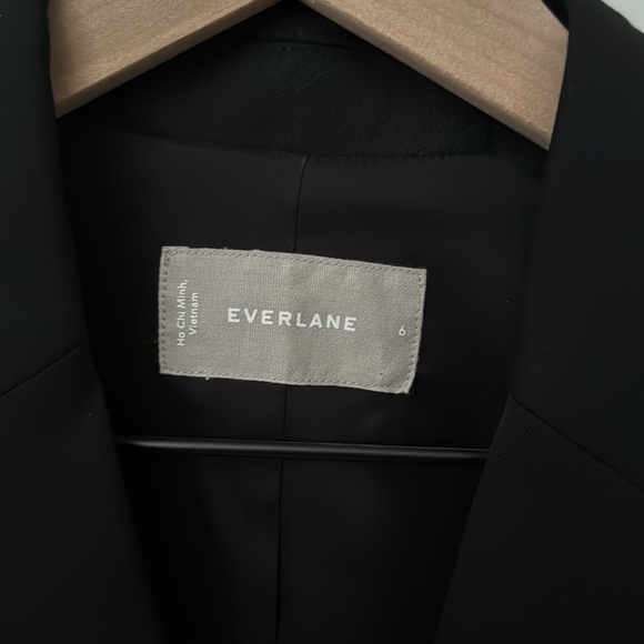 Everlane the Italian GoWeave Classic Blazer in Black - Picture 6 of 13